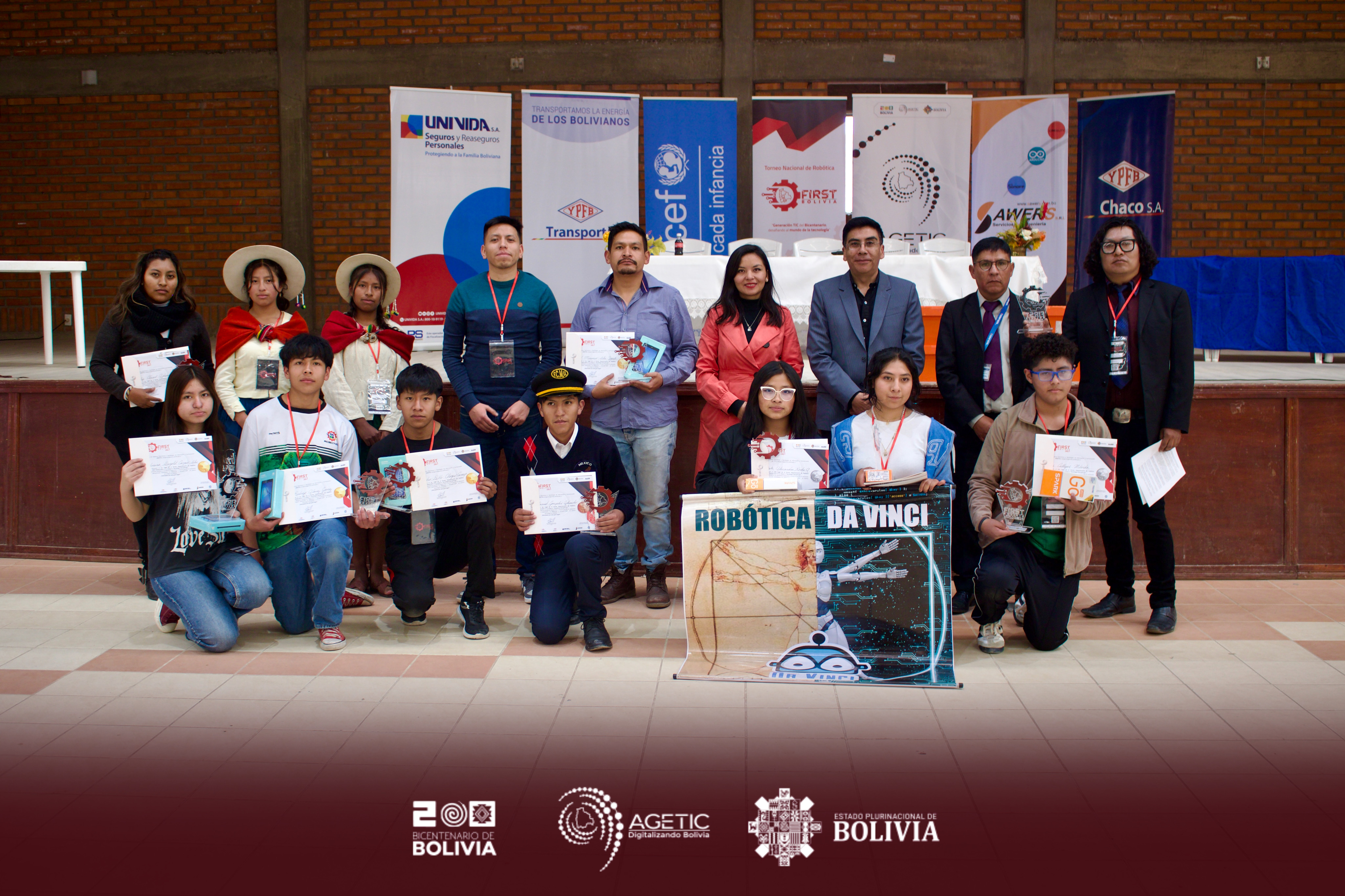 Se da inicio a la competencia departamental de robótica FIRST Bolivia en Oruro rumbo al First Global Challenge Panamá 2025