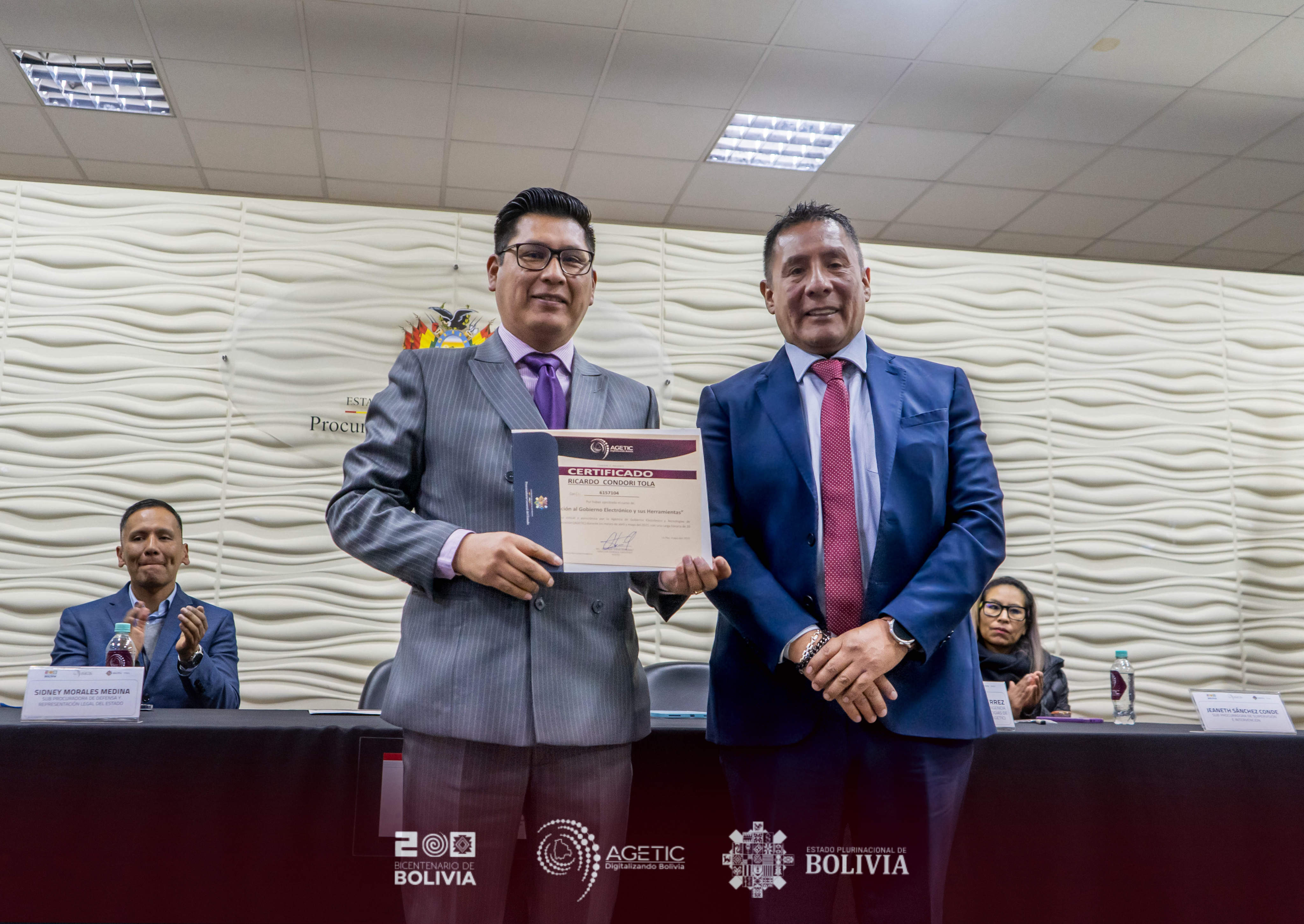AGETIC y la Procuraduría General del Estado unen esfuerzos para avanzar hacia una Bolivia digital