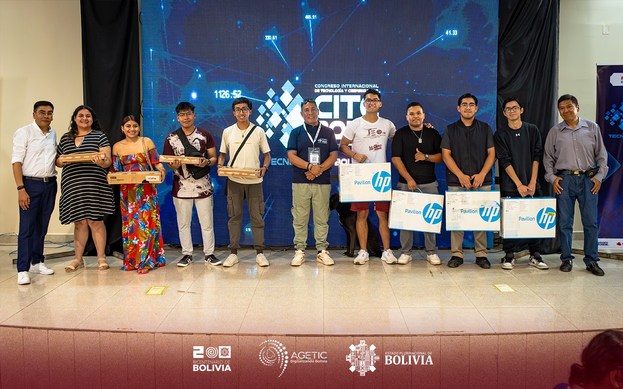 La AGETIC Reconoce el Talento Boliviano en el Primer Hackathon de Desarrollo de Software